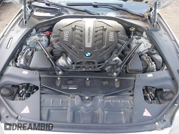 ✅ 2015 BMW 6 Series 650i xDrive • VIN: WBA6B4C5XFD761569 • Lot: 42646861. Listed on IAAI with 55,306 mi. Free auction sales archive from the USA and detailed vehicle history report at DreamBid. Image 10.