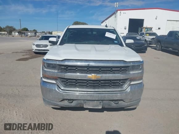 ✅ 2019 Chevrolet Silverado 1500 LT • VIN: 2GCVKPEC6K1178207 • Lot: 43645117. Wystawiony na IAAI z przebiegiem 128 111 mil. Bezpłatny archiwum sprzedaży aukcyjnych z USA i szczegółowy raport historii pojazdu na DreamBid. Zdjęcie 12.