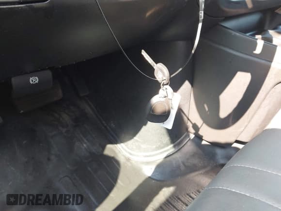 ✅ 2023 Chevrolet Express Cargo • VIN: 1GCWGAFP9P1258134 • Lot: 42645732. Listed on IAAI with 5,693 mi. Free auction sales archive from the USA and detailed vehicle history report at DreamBid. Image 11.