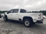 ✅ 2024 Chevrolet Silverado 2500HD LT • VIN: 2GC4YNEY9R1110567 • Лот: 67860185. Опубликован ранее на Copart с пробегом 60 639 миль. Бесплатный доступ к архиву аукционных продаж из США и подробный отчёт об истории автомобиля на DreamBid. Изображение 2.