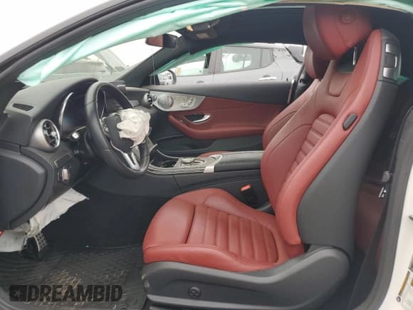 ✅ 2021 Mercedes-Benz C 300 • VIN: W1KWJ8EB8MG092493 • Лот: 65517265. Опубликован ранее на Copart с пробегом 27 699 миль. Бесплатный доступ к архиву аукционных продаж из США и подробный отчёт об истории автомобиля на DreamBid. Изображение 7.