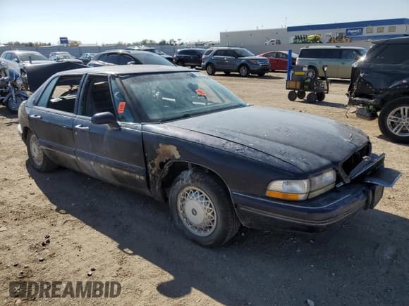 ✅ 1996 Buick Park Avenue • VIN: 1G4CW52KXTH613655 • Lot: 77555014. Wystawiony na Copart z przebiegiem 211 212 mil. Bezpłatny archiwum sprzedaży aukcyjnych z USA i szczegółowy raport historii pojazdu na DreamBid. Zdjęcie 4.