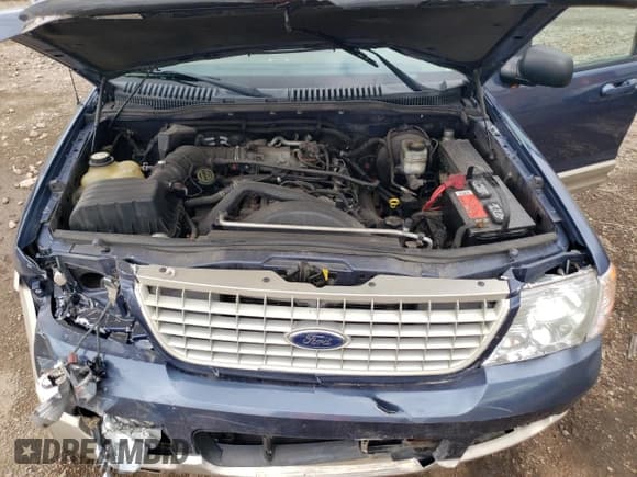 ✅ 2005 Ford Explorer Eddie Bauer • VIN: 1FMZU74W25ZA05041 • Lot: 64778595. Listed on Copart with 153,160 mi. Free auction sales archive from the USA and detailed vehicle history report at DreamBid. Image 12.