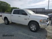 ✅ 2015 Ram 2500 SLT • VIN: 3C6TR4DT4FG573333 • Lot: 54758515. Wystawiony na Copart z przebiegiem 182 000 mil. Bezpłatny archiwum sprzedaży aukcyjnych z USA i szczegółowy raport historii pojazdu na DreamBid. Zdjęcie 4.
