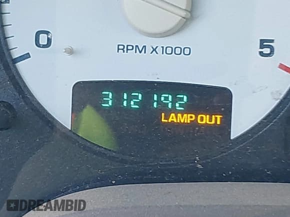 ✅ 2004 Dodge 2500 SLT • VIN: 3D7KA28C24G206475 • Лот: 41598226. Опубликован ранее на IAAI с пробегом 312 192 миль. Бесплатный доступ к архиву аукционных продаж из США и подробный отчёт об истории автомобиля на DreamBid. Изображение 16.