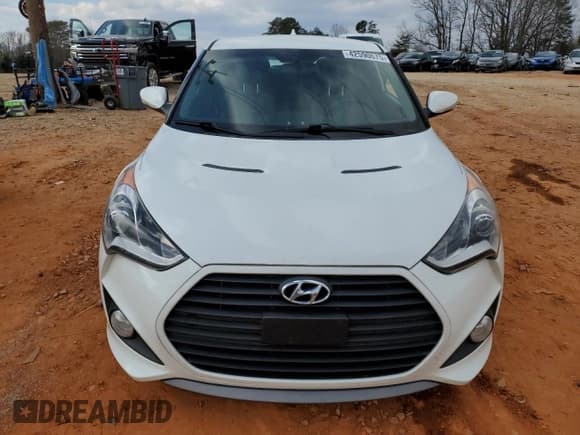 ✅ 2014 Hyundai Veloster Turbo • VIN: KMHTC6AE0EU210661 • Lot: 42590675. Wystawiony na Copart z przebiegiem 127 657 mil. Bezpłatny archiwum sprzedaży aukcyjnych z USA i szczegółowy raport historii pojazdu na DreamBid. Zdjęcie 5.