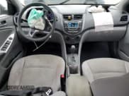 ✅ 2017 Hyundai Accent SE • VIN: KMHCT4AE8HU343399 • Lot: 72837214. Wystawiony na Copart z przebiegiem 32 510 mil. Bezpłatny archiwum sprzedaży aukcyjnych z USA i szczegółowy raport historii pojazdu na DreamBid. Zdjęcie 8.