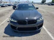 ✅ 2022 BMW M5 • VIN: WBS83CH07NCK73855 • Lot: 66341583. Wystawiony na Copart z przebiegiem 13 660 mil. Bezpłatny archiwum sprzedaży aukcyjnych z USA i szczegółowy raport historii pojazdu na DreamBid. Zdjęcie 11.