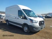 ✅ 2023 Ford Transit Cargo • VIN: 1FTBR2X83PKA35071 • Лот: 43253180. Опубликован ранее на IAAI с пробегом 92 935 миль. Бесплатный доступ к архиву аукционных продаж из США и подробный отчёт об истории автомобиля на DreamBid. Изображение 1.