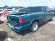 1997 Chevrolet S-10 LS с VIN 1GCCS19X0V8149241, выставлен на аукционе IAAI как лот 42768927 с пробегом 357 198 миль миль и . История ставок и продаж доступна на DreamBid. Изображение 4.