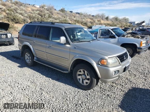 ✅ 2003 Mitsubishi Montero Sport Limited • VIN: JA4LS41R03J000648 • Lot: 66998405. Listed on Copart with 168,775 mi. Free auction sales archive from the USA and detailed vehicle history report at DreamBid. Image 4.