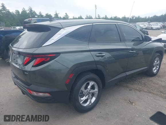 ✅ 2022 Hyundai Tucson SE • VIN: 5NMJACAE9NH060704 • Lot: 42611477. Wystawiony na IAAI z przebiegiem 35 953 mil. Bezpłatny archiwum sprzedaży aukcyjnych z USA i szczegółowy raport historii pojazdu na DreamBid. Zdjęcie 4.