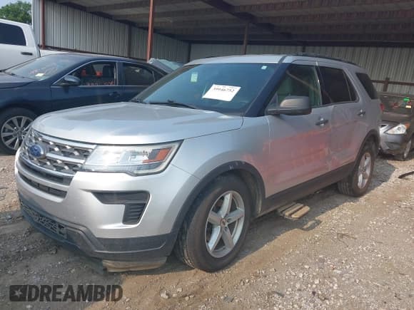 ✅ 2018 Ford Explorer • VIN: 1FM5K7B82JGB99729 • Lot: 39946752. Wystawiony na IAAI z przebiegiem 109 021 mil. Bezpłatny archiwum sprzedaży aukcyjnych z USA i szczegółowy raport historii pojazdu na DreamBid. Zdjęcie 2.