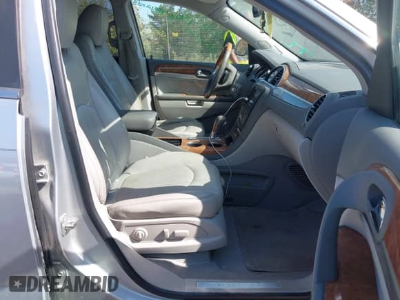 ✅ 2010 Buick Enclave CXL 1XL • VIN: 5GALRBED9AJ161616 • Lot: 43312480. Wystawiony na IAAI z przebiegiem 192 738 mil. Bezpłatny archiwum sprzedaży aukcyjnych z USA i szczegółowy raport historii pojazdu na DreamBid. Zdjęcie 5.