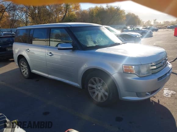 ✅ 2012 Ford Flex SEL • VIN: 2FMHK6CC8CBD07663 • Lot: 43686553. Wystawiony na IAAI z przebiegiem 176 790 mil. Bezpłatny archiwum sprzedaży aukcyjnych z USA i szczegółowy raport historii pojazdu na DreamBid. Zdjęcie 1.