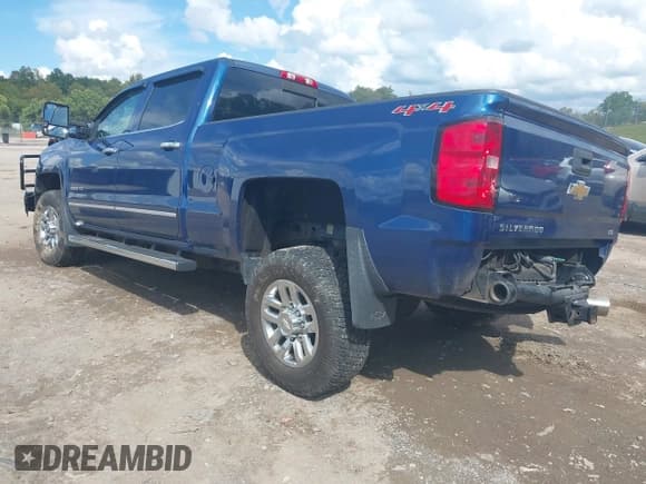 ✅ 2016 Chevrolet Silverado 2500HD LTZ • VIN: 1GC1KWE87GF117985 • Lot: 43268057. Listed on IAAI with 79,080 mi. Free auction sales archive from the USA and detailed vehicle history report at DreamBid. Image 3.