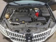 ✅ 2010 Lincoln MKZ • VIN: 3LNHL2JC9AR752615 • Lot: 92285695. Wystawiony na Copart z przebiegiem 161 997 mil. Bezpłatny archiwum sprzedaży aukcyjnych z USA i szczegółowy raport historii pojazdu na DreamBid. Zdjęcie 11.