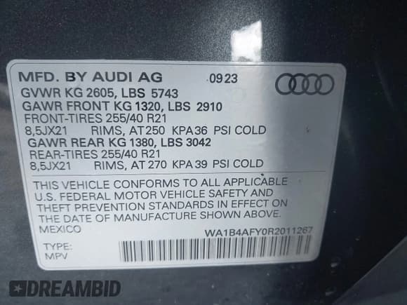 ✅ 2024 Audi SQ5 Premium Plus • VIN: WA1B4AFY0R2011267 • Лот: 42529993. Опубликован ранее на IAAI с пробегом 11 945 миль. Бесплатный доступ к архиву аукционных продаж из США и подробный отчёт об истории автомобиля на DreamBid. Изображение 9.