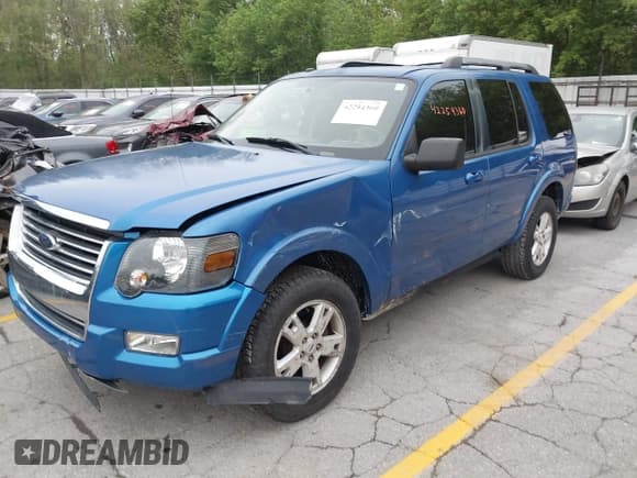 ✅ 2010 Ford Explorer XLT • VIN: 1FMEU7D8XAUA09684 • Lot: 42254360. Wystawiony na IAAI z przebiegiem 106 736 mil. Bezpłatny archiwum sprzedaży aukcyjnych z USA i szczegółowy raport historii pojazdu na DreamBid. Zdjęcie 17.