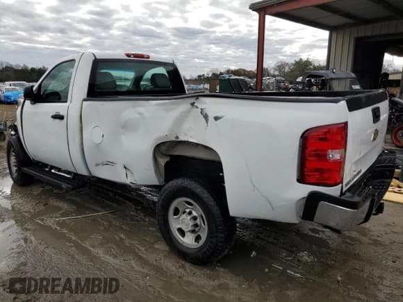 ✅ 2007 Chevrolet Silverado 2500HD Work Truck • VIN: 1GCHC24K27E577109 • Лот: 85469914. Опубликован ранее на Copart с пробегом 54 675 миль. Бесплатный доступ к архиву аукционных продаж из США и подробный отчёт об истории автомобиля на DreamBid. Изображение 2.