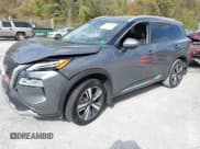 ✅ 2023 Nissan Rogue Platinum • VIN: JN8BT3DDXPW307198 • Лот: 43483103. Опубликован ранее на IAAI с пробегом 27 047 миль. Бесплатный доступ к архиву аукционных продаж из США и подробный отчёт об истории автомобиля на DreamBid. Изображение 2.