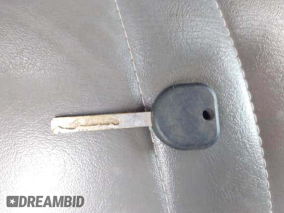 ✅ 2019 Chevrolet Express Cargo • VIN: 1GCWGBFPXK1142407 • Лот: 41509288. Опубликован ранее на IAAI с пробегом Не указан. Бесплатный доступ к архиву аукционных продаж из США и подробный отчёт об истории автомобиля на DreamBid. Изображение 11.