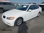 ✅ 2008 BMW 3 Series 328i • VIN: WBAVA33588KX85781 • Лот: 43508297. Опубликован ранее на IAAI с пробегом 89 230 миль. Бесплатный доступ к архиву аукционных продаж из США и подробный отчёт об истории автомобиля на DreamBid. Изображение 2.