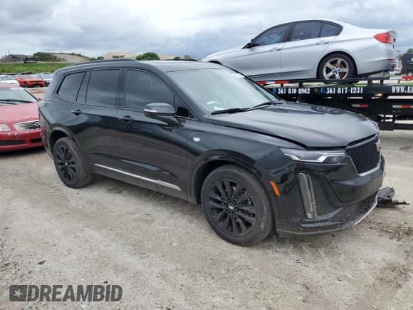 ✅ 2021 Cadillac XT6 Sport • VIN: 1GYKPGRSXMZ174395 • Lot: 48786443. Wystawiony na Copart z przebiegiem 41 846 mil. Bezpłatny archiwum sprzedaży aukcyjnych z USA i szczegółowy raport historii pojazdu na DreamBid. Zdjęcie 4.