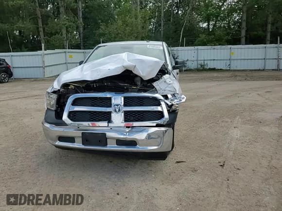 ✅ 2018 Ram 1500 Tradesman • VIN: 3C6JR6DT1JG202741 • Lot: 81686055. Listed on Copart with 92,367 mi. Free auction sales archive from the USA and detailed vehicle history report at DreamBid. Image 13.