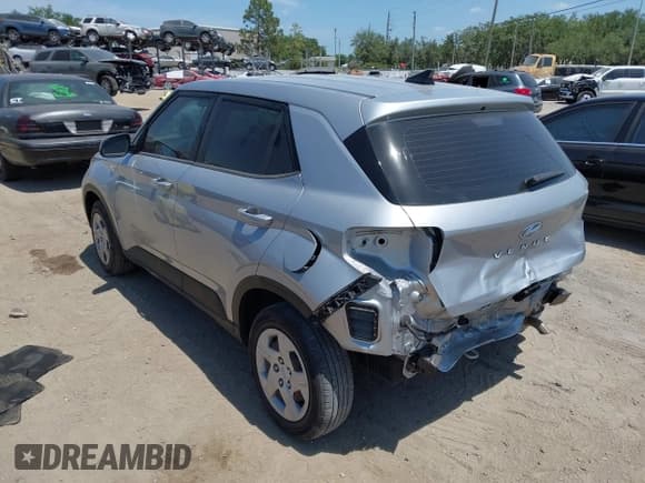 ✅ 2020 Hyundai Venue SE • VIN: KMHRB8A38LU046774 • Lot: 42114517. Listed on IAAI with 50,971 mi. Free auction sales archive from the USA and detailed vehicle history report at DreamBid. Image 3.