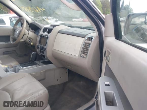✅ 2011 Mercury Mariner Premier • VIN: 4M2CN8H79BKJ02879 • Lot: 41961370. Listed on IAAI with 161,793 mi. Free auction sales archive from the USA and detailed vehicle history report at DreamBid. Image 5.