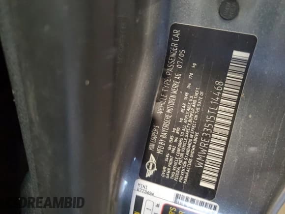 ✅ 2005 MINI Hardtop S • VIN: WMWRE33515TL14468 • Lot: 82288775. Listed on Copart with 147,844 mi. Free auction sales archive from the USA and detailed vehicle history report at DreamBid. Image 13.