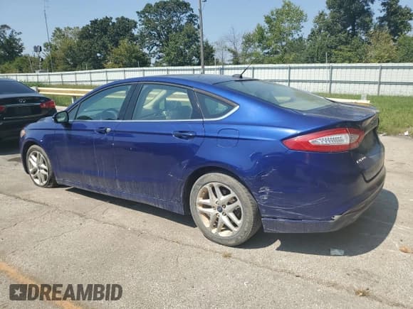 ✅ 2015 Ford Fusion SE • VIN: 1FA6P0H74F5113538 • Lot: 80352005. Wystawiony na Copart z przebiegiem 138 372 mil. Bezpłatny archiwum sprzedaży aukcyjnych z USA i szczegółowy raport historii pojazdu na DreamBid. Zdjęcie 2.
