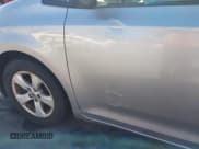 ✅ 2012 Toyota Sienna LE AAS • VIN: 5TDKK3DC0CS278679 • Lot: 43439357. Listed on IAAI with 145,783 mi. Free auction sales archive from the USA and detailed vehicle history report at DreamBid. Image 6.