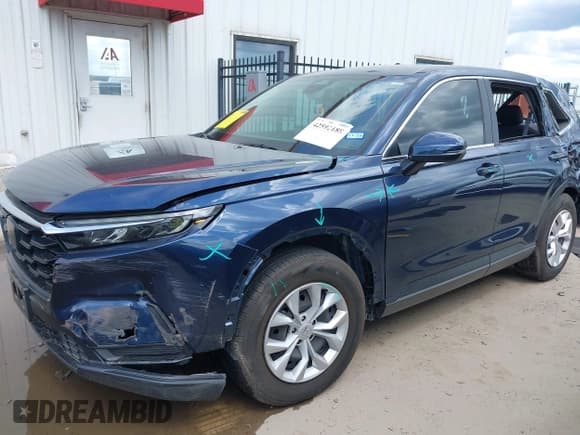 ✅ 2024 Honda CR-V LX • VIN: 2HKRS3H22RH313351 • Лот: 42592188. Опубликован ранее на IAAI с пробегом 12 629 миль. Бесплатный доступ к архиву аукционных продаж из США и подробный отчёт об истории автомобиля на DreamBid. Изображение 16.