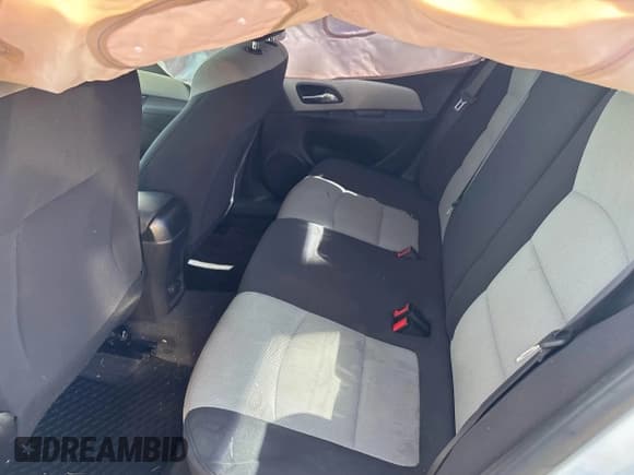 ✅ 2016 Chevrolet Cruze LS • VIN: 1G1PC5SH3G7183037 • Лот: 43604995. Опубликован ранее на IAAI с пробегом 113 479 миль. Бесплатный доступ к архиву аукционных продаж из США и подробный отчёт об истории автомобиля на DreamBid. Изображение 8.