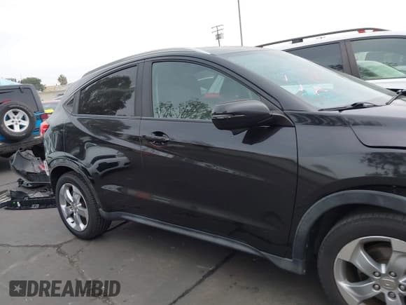 ✅ 2017 Honda HR-V EX-L • VIN: 3CZRU5H74HM723265 • Лот: 43691836. Опубликован ранее на IAAI с пробегом 108 985 миль. Бесплатный доступ к архиву аукционных продаж из США и подробный отчёт об истории автомобиля на DreamBid. Изображение 14.