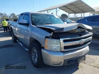 ✅ 2007 Chevrolet Silverado 1500 1LT • VIN: 1GCEK19J37Z531068 • Lot: 42745608. Wystawiony na IAAI z przebiegiem 164 930 mil. Bezpłatny archiwum sprzedaży aukcyjnych z USA i szczegółowy raport historii pojazdu na DreamBid. Zdjęcie 1.