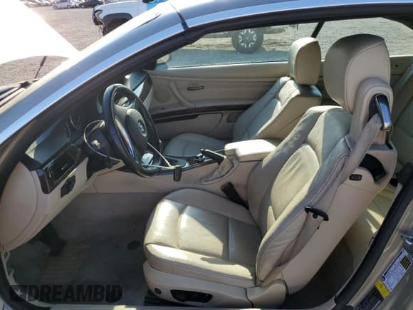 ✅ 2008 BMW 3 Series 328i • VIN: WBAWR33588P151225 • Lot: 68596555. Listed on Copart with 106,734 mi. Free auction sales archive from the USA and detailed vehicle history report at DreamBid. Image 7.