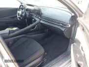 ✅ 2025 Hyundai Elantra SEL Convenience • VIN: KMHLS4DG3SU935865 • Лот: 43255381. Опубликован ранее на IAAI с пробегом 5 020 миль. Бесплатный доступ к архиву аукционных продаж из США и подробный отчёт об истории автомобиля на DreamBid. Изображение 5.