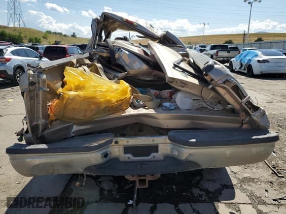 ✅ 1999 Ford F-250 XL • VIN: 1FTNW21S8XEE34633 • Lot: 69438264. Listed on Copart with 233,135 mi. Free auction sales archive from the USA and detailed vehicle history report at DreamBid. Image 6.