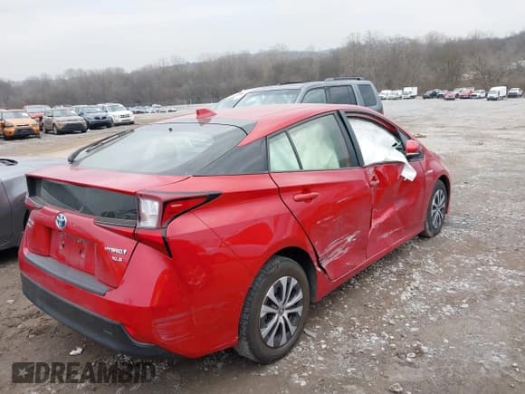 ✅ 2022 Toyota Prius LE • VIN: JTDL9MFU9N3035002 • Lot: 41512794. Listed on IAAI with 39,740 mi. Free auction sales archive from the USA and detailed vehicle history report at DreamBid. Image 4.