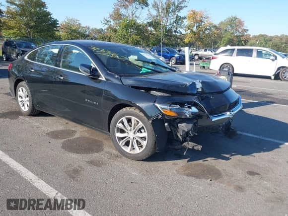 2019 Chevrolet Malibu LT z VIN 1G1ZD5ST8KF114238, wystawiony jako IAAI lot #43367354 z przebiegiem 58 675 mil mil oraz . Historia ofert i sprzedaży dostępna na DreamBid. Obrazek 1.