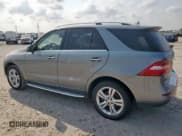 ✅ 2015 Mercedes-Benz M 350 • VIN: 4JGDA5JB7FA561497 • Лот: 81421175. Опубликован ранее на Copart с пробегом 169 773 миль. Бесплатный доступ к архиву аукционных продаж из США и подробный отчёт об истории автомобиля на DreamBid. Изображение 2.