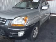 ✅ 2005 Kia Sportage LX • VIN: KNDJF723157069815 • Lot: 43409269. Wystawiony na IAAI z przebiegiem 137 862 mil. Bezpłatny archiwum sprzedaży aukcyjnych z USA i szczegółowy raport historii pojazdu na DreamBid. Zdjęcie 6.