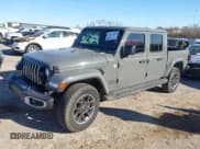 ✅ 2021 Jeep Gladiator Overland • VIN: 1C6HJTFG0ML507773 • Lot: 41617970. Wystawiony na IAAI z przebiegiem 95 816 mil. Bezpłatny archiwum sprzedaży aukcyjnych z USA i szczegółowy raport historii pojazdu na DreamBid. Zdjęcie 2.