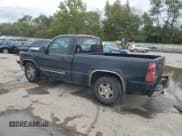 ✅ 2003 Chevrolet Silverado 1500 • VIN: 1GCEC14V73Z179338 • Лот: 74795514. Опубликован ранее на Copart с пробегом 170 619 миль. Бесплатный доступ к архиву аукционных продаж из США и подробный отчёт об истории автомобиля на DreamBid. Изображение 2.