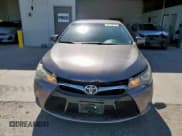 ✅ 2017 Toyota Camry XLE • VIN: 4T1BF1FK4HU774564 • Lot: 67718575. Wystawiony na Copart z przebiegiem 90 537 mil. Bezpłatny archiwum sprzedaży aukcyjnych z USA i szczegółowy raport historii pojazdu na DreamBid. Zdjęcie 5.