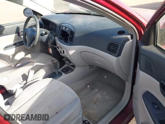 ✅ 2006 Hyundai Accent GLS • VIN: KMHCN46C66U061129 • Лот: 42072699. Опубликован ранее на IAAI с пробегом 163 573 миль. Бесплатный доступ к архиву аукционных продаж из США и подробный отчёт об истории автомобиля на DreamBid. Изображение 5.