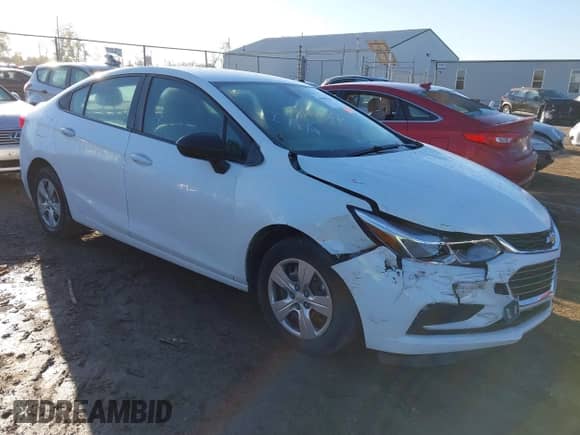 2018 Chevrolet Cruze LS с VIN 1G1BC5SM0J7167876, выставлен на аукционе IAAI как лот 43409404 с пробегом 108 875 миль миль и . История ставок и продаж доступна на DreamBid. Изображение 1.